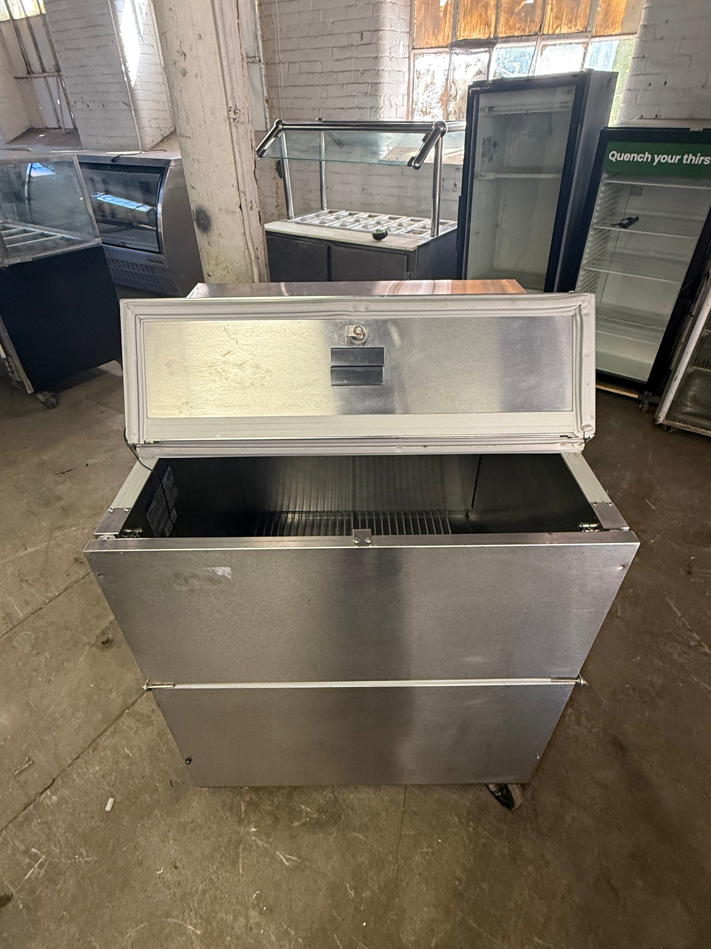 Beverage-Air SMF34 Milk Cooler w/ Top & Side Access - (512) Half Pint Carton Capacity, 115v USED