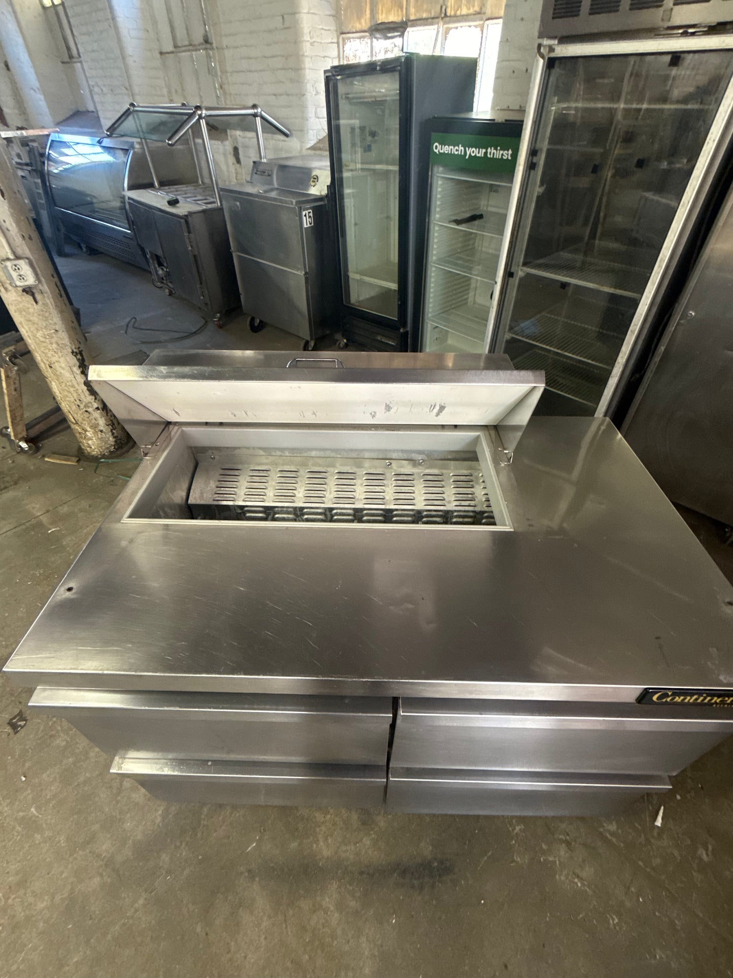 CONTINENTAL 48” SANDWICH PREP UNIT REFRIGERATOR COOLER USED WITH 4 DRAWERS
