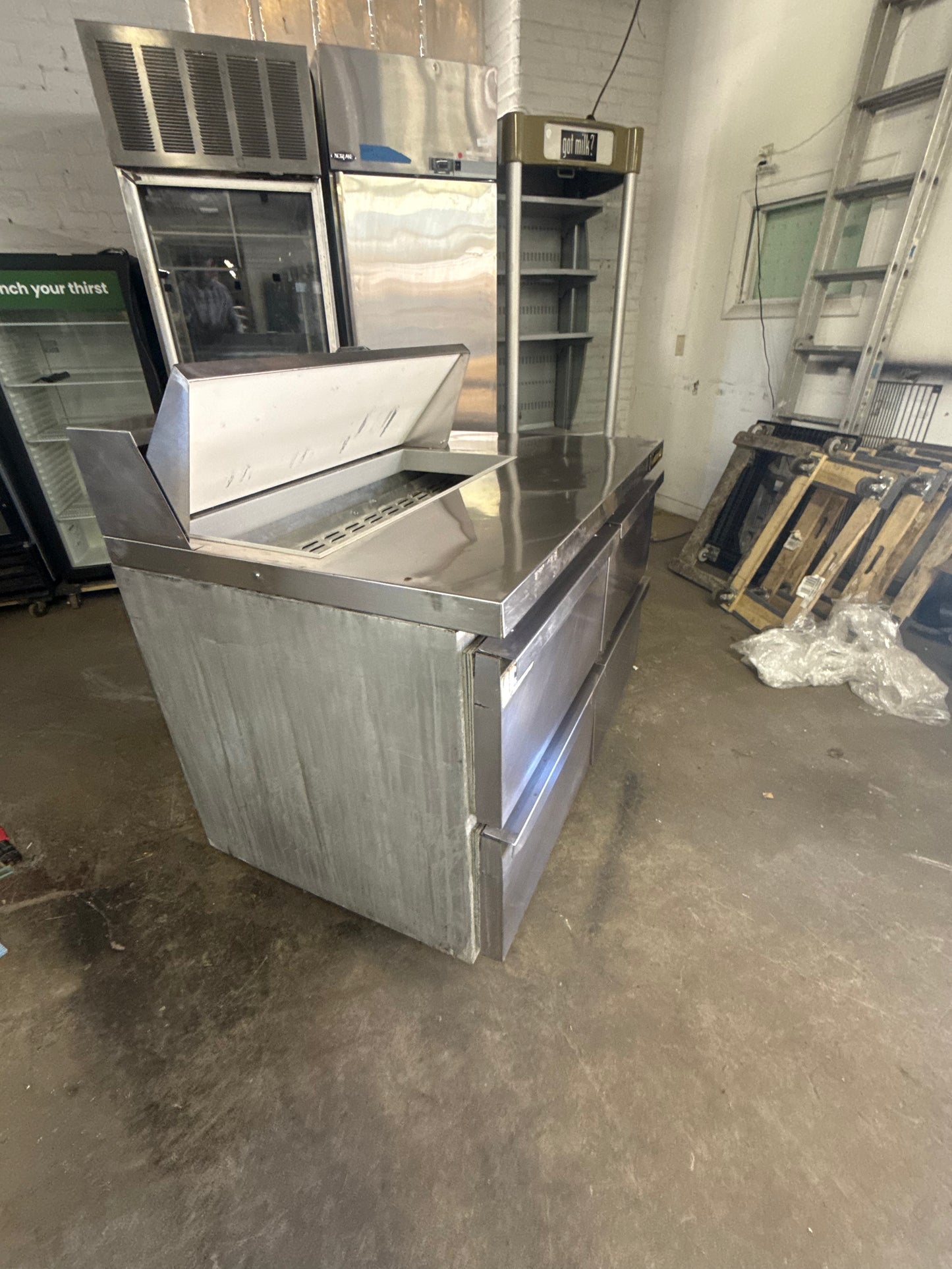CONTINENTAL 48” SANDWICH PREP UNIT REFRIGERATOR COOLER USED WITH 4 DRAWERS