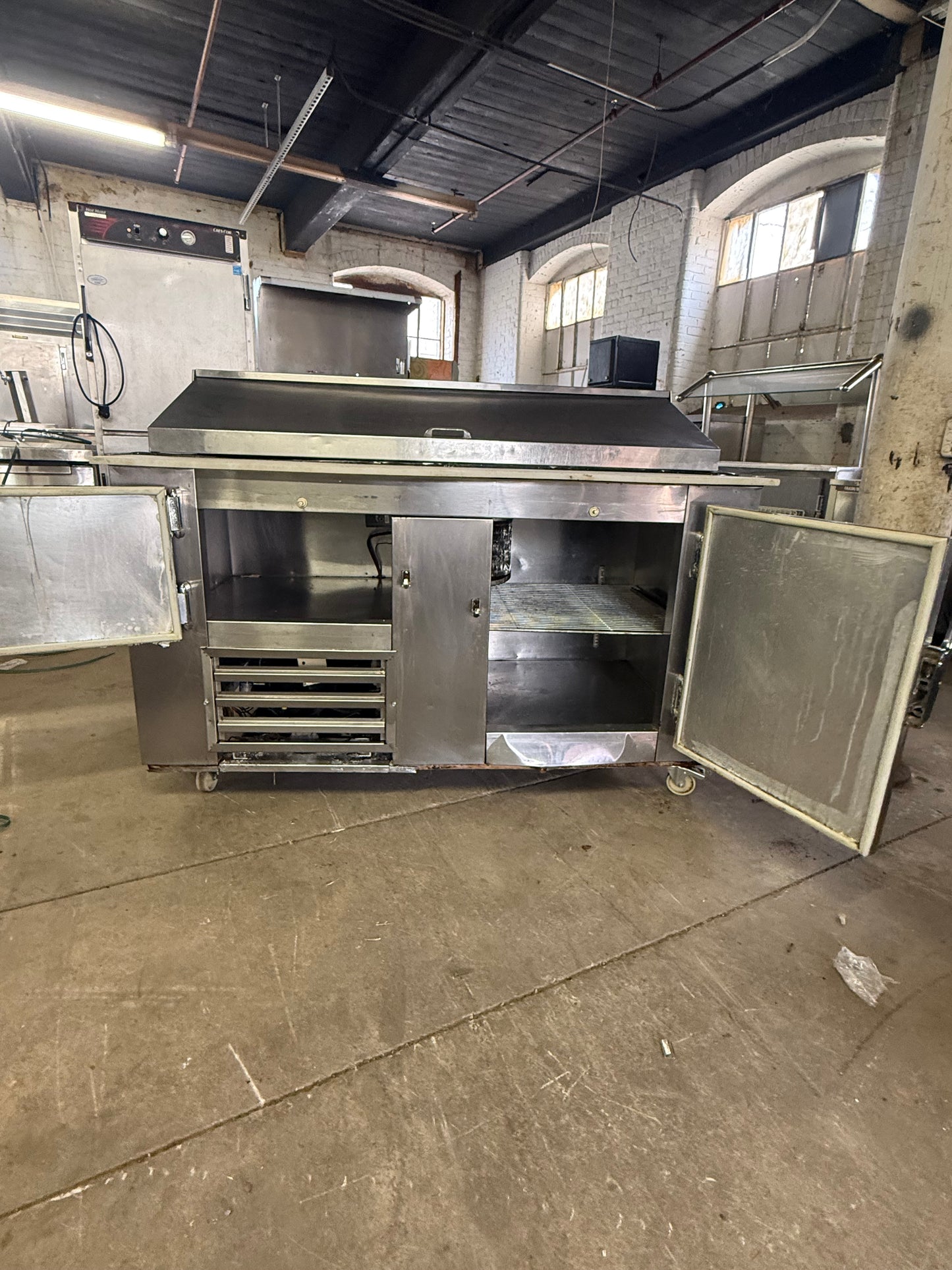 Leader LM60 60" Mega Top Bain Marie Sandwich & Salad Refrigerated Prep Table with 1 Full & 1 Half Door USED