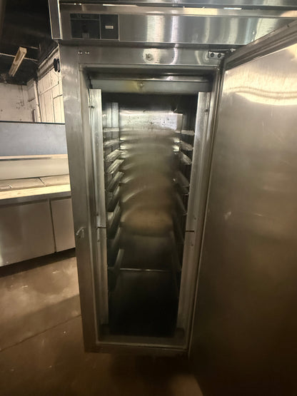 COMMERCIAL 3 DOOR STAINLESS STEEL REACH IN REFRIGERATOR USED 74”