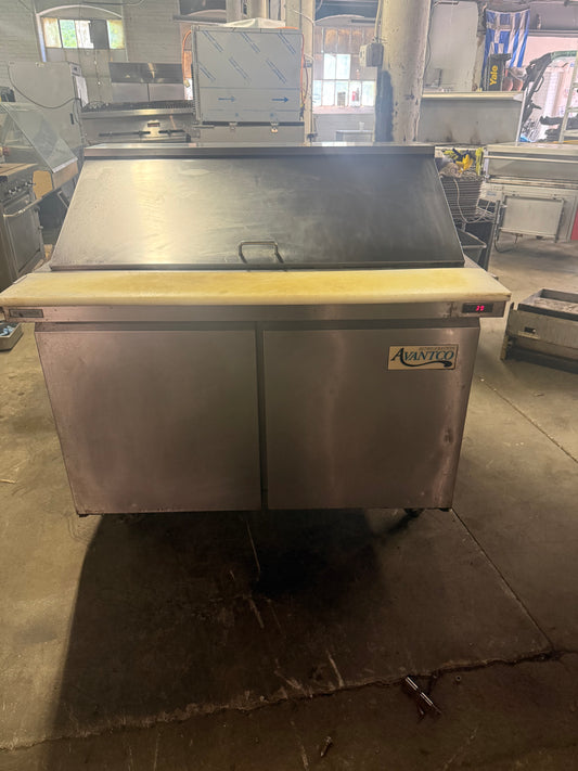 AVANTCO 48” MEGATOP REFRIGERATOR SANDWICH PREP TABLE COOLER USED