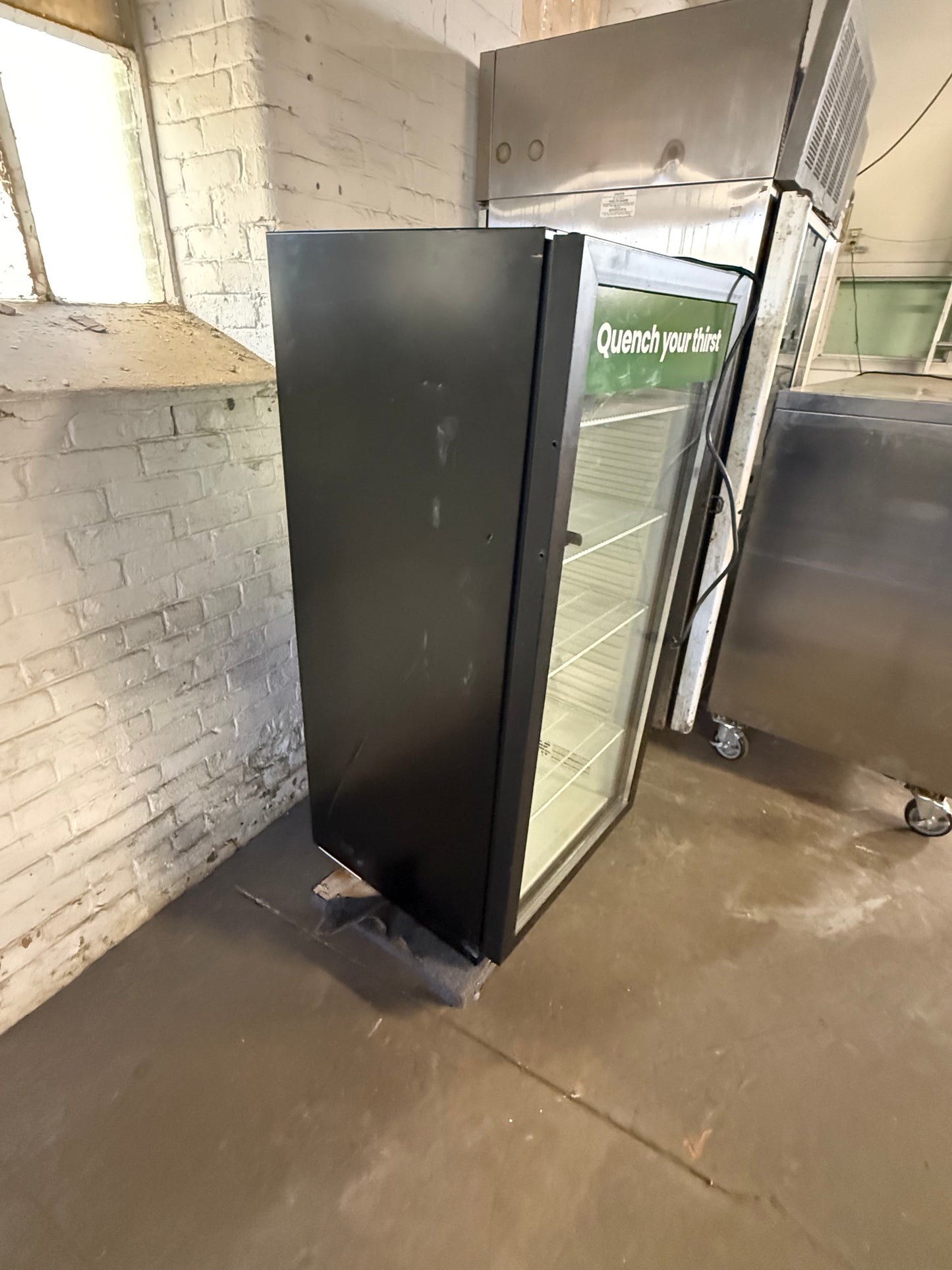 LIEBHER VC209 USED COMMERCIAL SINGLE GLASS DOOR REFRIGERATOR MERCHANDISER