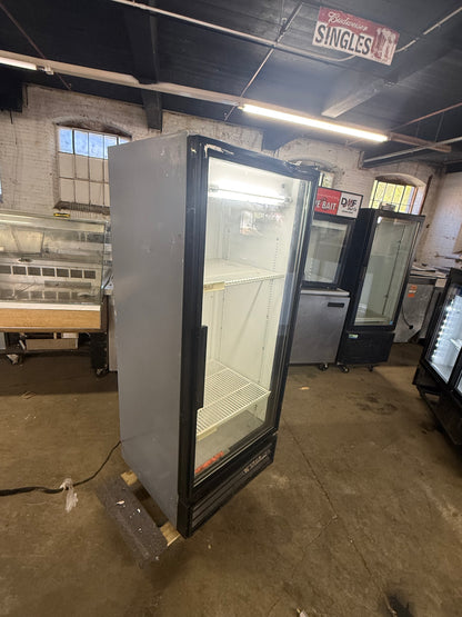 TRUE GDM-12 USED SINGLE GLASS DOOR REFRIGERATOR MERCHANDISER COOLER
