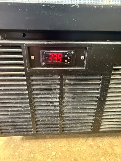 HABCO SE18 GLASS DOOR REFRIGERATOR MERCHANDISER COOLER BRAND NEW SCRATCH AND DENT