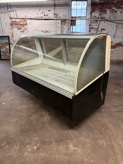 Federal 72" Deli Case
Refrigerator Cooler Curved Glass
USED SN6CD Full Service
Display Case