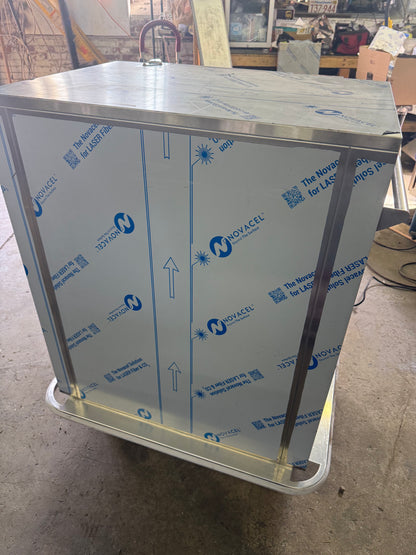 CarterHoffmann BB60 Heated Banquet Cart  (72) Plate Capacity SCRATCH AND DENT