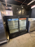 TRUE GDM-41SL-48-HC 2 DOOR SLIDING GLASS REFRIGERATOR COOLER USED MERCHANDISER