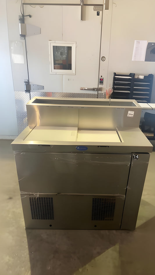 Randell DCST-44-SR9 44" Sliding Lid Ice Cream Dipping Cabinet Freezer & Syrup Rail USED