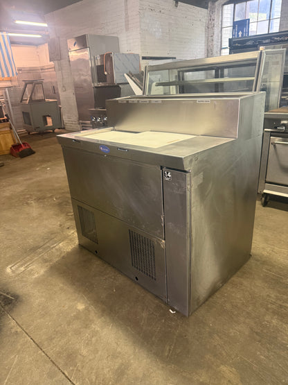 Randell DCST-44-SR9 44" Sliding Lid Ice Cream Dipping Cabinet Freezer & Syrup Rail USED