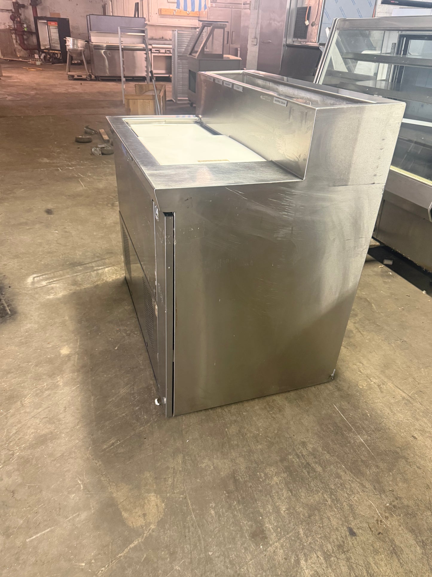 Randell DCST-44-SR9 44" Sliding Lid Ice Cream Dipping Cabinet Freezer & Syrup Rail USED