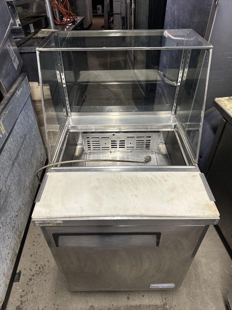 TURBO AIR MST28 28” SANDWICH PREP TABLE COOLER WITH GLASS DISPLAY USED