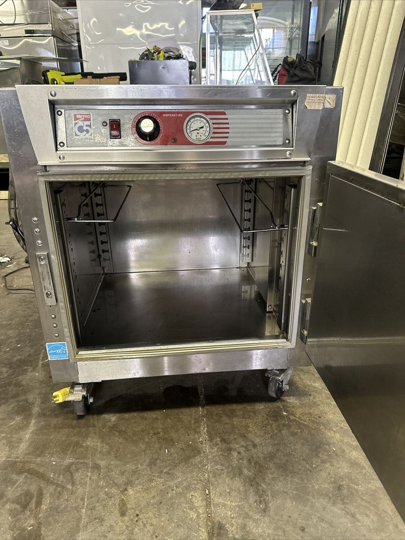 METRO C563-SFS-U COMMERCIAL HALF SIZE MOBILE FOOD HOLDING CABINET
