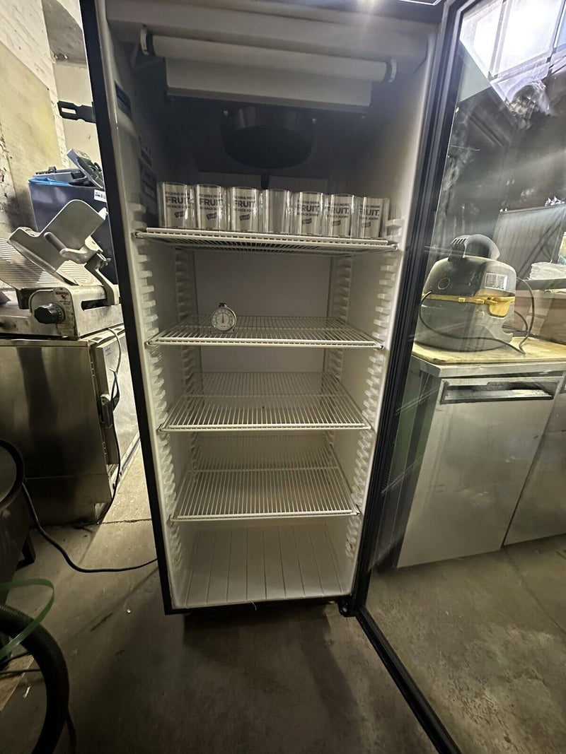 QDB DC12HB 12CU FT GLASS DOOR REFRIGERATOR MERCHANDISER USED NAKED DRINKS