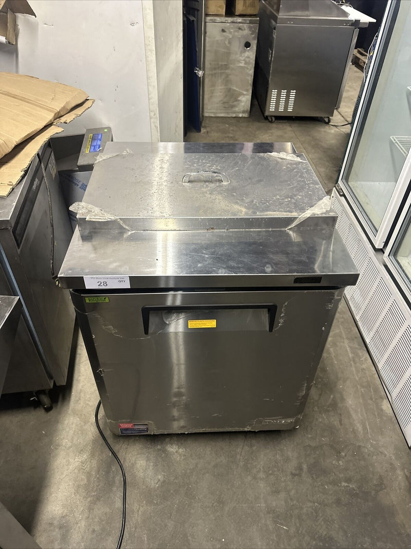 TURBO AIR mst-28-n-711s 28” REFRIGERATED PREP TABLE COOLER SCRATCH & DENT