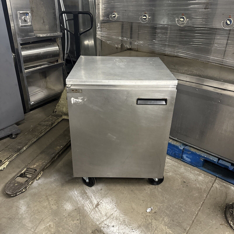 DELFIELD 27” USED UNDERCOUNTER REFRIGERATOR COOLER