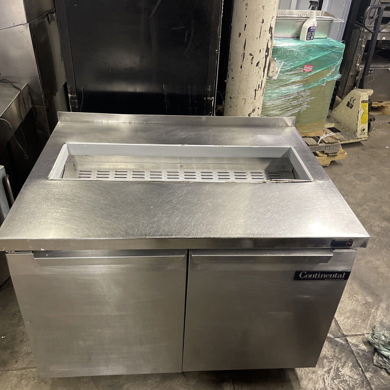 CONTINENTAL SW48-12 REFRIGERATED PREP TABLE USED SALAD COOLER