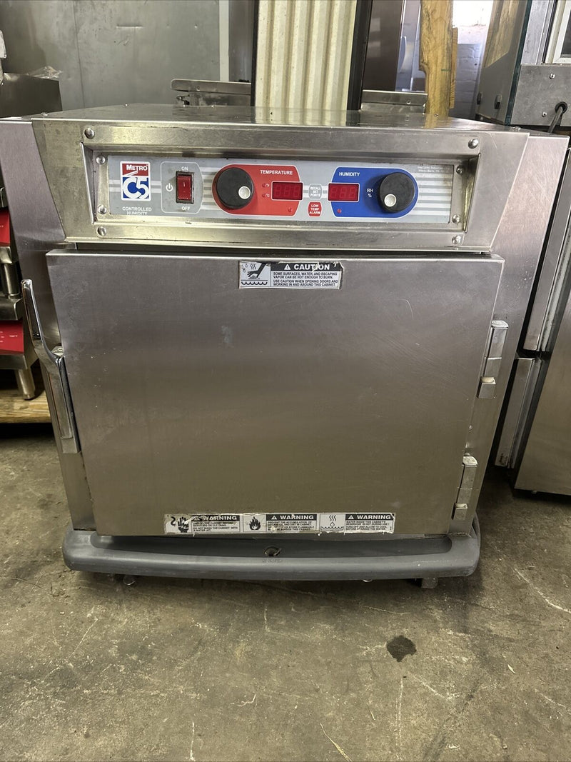 Metro C593-SFS-U 1/2 Height Insulated Mobile Heated Cabinet USED
